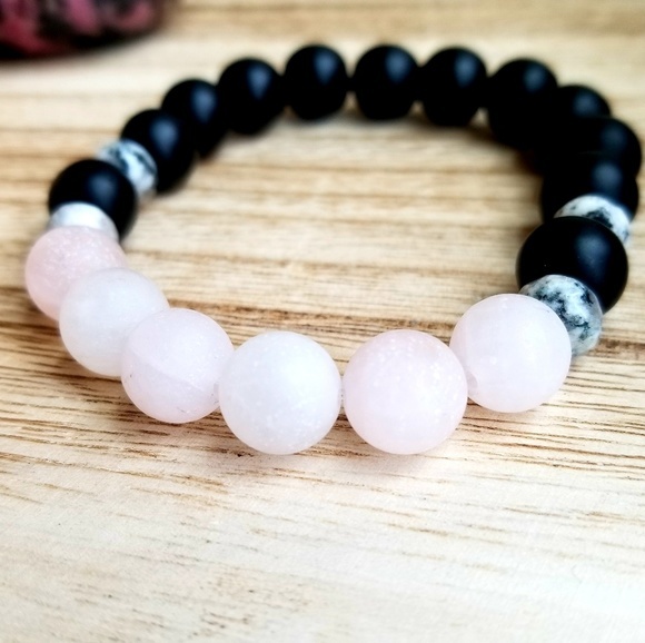 Onyx & Rose Quartz Gemstone Bracelet - Picture 1 of 8